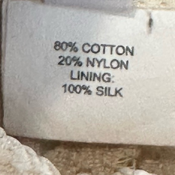 Mason Beige Eyelet Ruffle Tuxedo Blouse Silk Lined Size 8 Like New - Picture 6 of 6